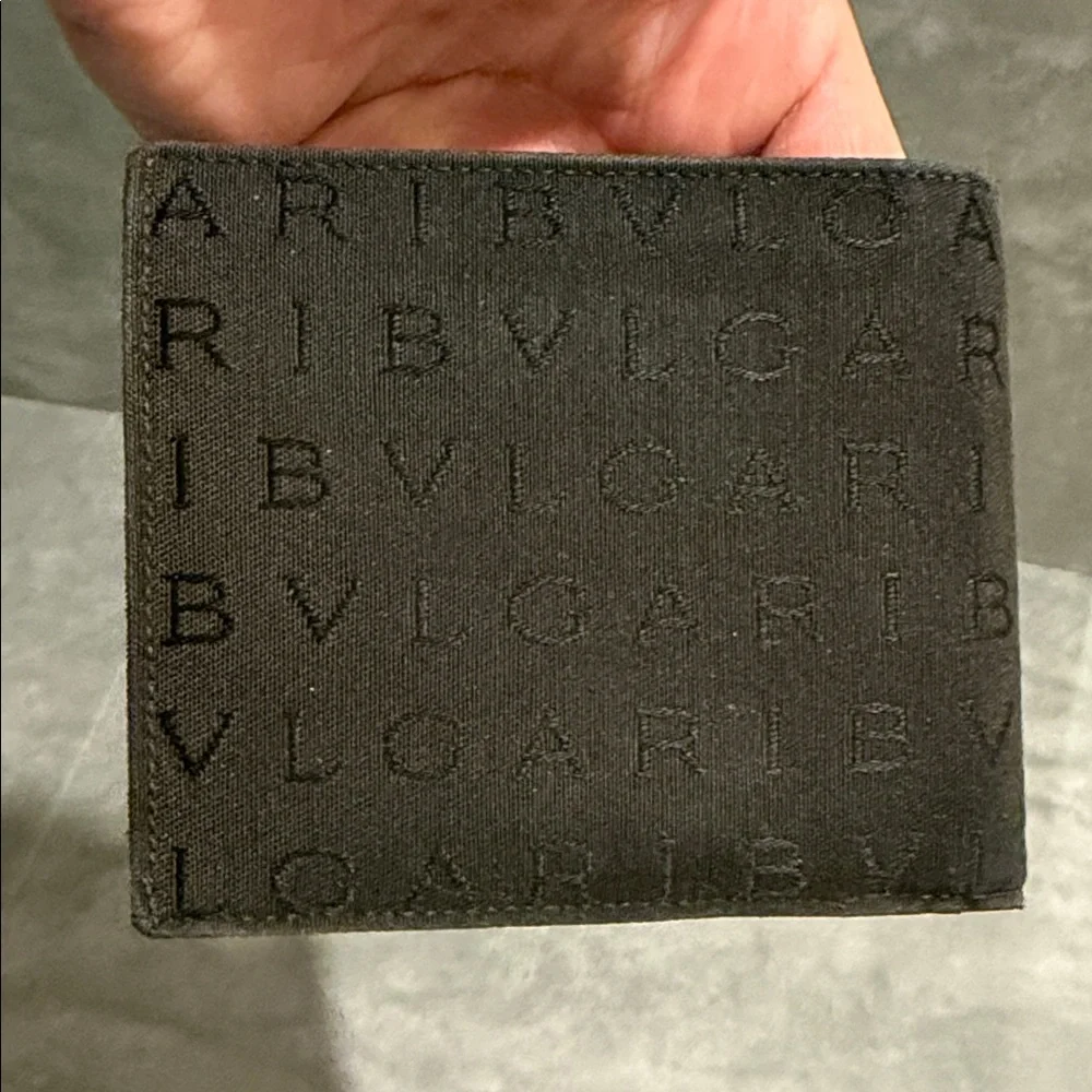 Bulgari Black Textured Card Holder Bifold Wallet - Picture 6 of 6